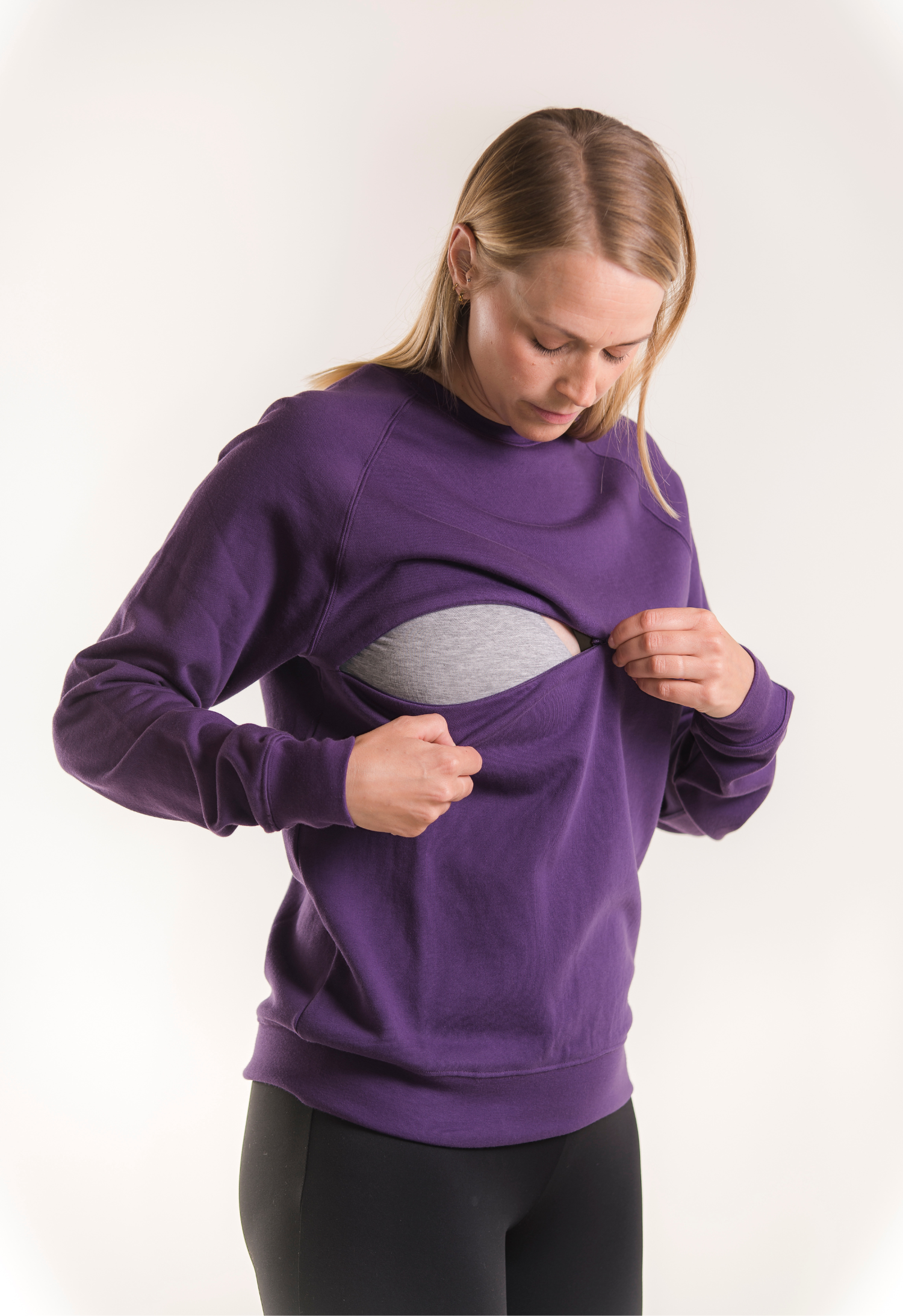 Thermal nursing sweatshirt - Midnight plum gallery